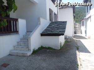 [P13] casa cu specificul zonei » foto by diana-camelia*
 - 
<span class="allrVoted glyphicon glyphicon-heart hidden" id="av453128"></span>
<a class="m-l-10 hidden" id="sv453128" onclick="voting_Foto_DelVot(,453128,17592)" role="button">șterge vot <span class="glyphicon glyphicon-remove"></span></a>
<a id="v9453128" class=" c-red"  onclick="voting_Foto_SetVot(453128)" role="button"><span class="glyphicon glyphicon-heart-empty"></span> <b>LIKE</b> = Votează poza</a> <img class="hidden"  id="f453128W9" src="/imagini/loader.gif" border="0" /><span class="AjErrMes hidden" id="e453128ErM"></span>