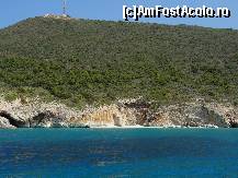 [P21] Peisaj de pe coasta de vest - Lefkada » foto by BOGDAN DSN
 - 
<span class="allrVoted glyphicon glyphicon-heart hidden" id="av493286"></span>
<a class="m-l-10 hidden" id="sv493286" onclick="voting_Foto_DelVot(,493286,17593)" role="button">șterge vot <span class="glyphicon glyphicon-remove"></span></a>
<a id="v9493286" class=" c-red"  onclick="voting_Foto_SetVot(493286)" role="button"><span class="glyphicon glyphicon-heart-empty"></span> <b>LIKE</b> = Votează poza</a> <img class="hidden"  id="f493286W9" src="/imagini/loader.gif" border="0" /><span class="AjErrMes hidden" id="e493286ErM"></span>
