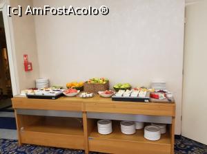 [P13] Zona cu branzeturi si fructe de la micul dejun » foto by DOINITA
 - 
<span class="allrVoted glyphicon glyphicon-heart hidden" id="av1007754"></span>
<a class="m-l-10 hidden" id="sv1007754" onclick="voting_Foto_DelVot(,1007754,17598)" role="button">șterge vot <span class="glyphicon glyphicon-remove"></span></a>
<a id="v91007754" class=" c-red"  onclick="voting_Foto_SetVot(1007754)" role="button"><span class="glyphicon glyphicon-heart-empty"></span> <b>LIKE</b> = Votează poza</a> <img class="hidden"  id="f1007754W9" src="/imagini/loader.gif" border="0" /><span class="AjErrMes hidden" id="e1007754ErM"></span>