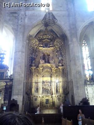 [P16] O altă capelă, căreia lumina nu reușește să îi răpească misterul » foto by diacrys*
 - 
<span class="allrVoted glyphicon glyphicon-heart hidden" id="av904866"></span>
<a class="m-l-10 hidden" id="sv904866" onclick="voting_Foto_DelVot(,904866,17664)" role="button">șterge vot <span class="glyphicon glyphicon-remove"></span></a>
<a id="v9904866" class=" c-red"  onclick="voting_Foto_SetVot(904866)" role="button"><span class="glyphicon glyphicon-heart-empty"></span> <b>LIKE</b> = Votează poza</a> <img class="hidden"  id="f904866W9" src="/imagini/loader.gif" border="0" /><span class="AjErrMes hidden" id="e904866ErM"></span>