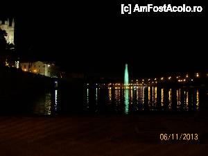 [P41] Fantana din fata Catedralei luminata pe timpul noptii.  » foto by AnAlina*
 - 
<span class="allrVoted glyphicon glyphicon-heart hidden" id="av481677"></span>
<a class="m-l-10 hidden" id="sv481677" onclick="voting_Foto_DelVot(,481677,17664)" role="button">șterge vot <span class="glyphicon glyphicon-remove"></span></a>
<a id="v9481677" class=" c-red"  onclick="voting_Foto_SetVot(481677)" role="button"><span class="glyphicon glyphicon-heart-empty"></span> <b>LIKE</b> = Votează poza</a> <img class="hidden"  id="f481677W9" src="/imagini/loader.gif" border="0" /><span class="AjErrMes hidden" id="e481677ErM"></span>