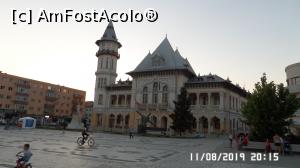 [P17] Primăria Buzău aflată la câțiva metri de hotel » foto by ungureanica
 - 
<span class="allrVoted glyphicon glyphicon-heart hidden" id="av1128022"></span>
<a class="m-l-10 hidden" id="sv1128022" onclick="voting_Foto_DelVot(,1128022,17735)" role="button">șterge vot <span class="glyphicon glyphicon-remove"></span></a>
<a id="v91128022" class=" c-red"  onclick="voting_Foto_SetVot(1128022)" role="button"><span class="glyphicon glyphicon-heart-empty"></span> <b>LIKE</b> = Votează poza</a> <img class="hidden"  id="f1128022W9" src="/imagini/loader.gif" border="0" /><span class="AjErrMes hidden" id="e1128022ErM"></span>