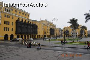 [P02] Plaza de Armas din Lima » foto by Pușcașu Marin
 - 
<span class="allrVoted glyphicon glyphicon-heart hidden" id="av915673"></span>
<a class="m-l-10 hidden" id="sv915673" onclick="voting_Foto_DelVot(,915673,17742)" role="button">șterge vot <span class="glyphicon glyphicon-remove"></span></a>
<a id="v9915673" class=" c-red"  onclick="voting_Foto_SetVot(915673)" role="button"><span class="glyphicon glyphicon-heart-empty"></span> <b>LIKE</b> = Votează poza</a> <img class="hidden"  id="f915673W9" src="/imagini/loader.gif" border="0" /><span class="AjErrMes hidden" id="e915673ErM"></span>