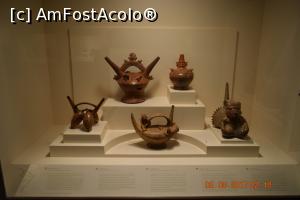 [P20] Muzeul Larco - tot vase pentru apa, dar apartinand culturii Nasca » foto by Pușcașu Marin
 - 
<span class="allrVoted glyphicon glyphicon-heart hidden" id="av915691"></span>
<a class="m-l-10 hidden" id="sv915691" onclick="voting_Foto_DelVot(,915691,17742)" role="button">șterge vot <span class="glyphicon glyphicon-remove"></span></a>
<a id="v9915691" class=" c-red"  onclick="voting_Foto_SetVot(915691)" role="button"><span class="glyphicon glyphicon-heart-empty"></span> <b>LIKE</b> = Votează poza</a> <img class="hidden"  id="f915691W9" src="/imagini/loader.gif" border="0" /><span class="AjErrMes hidden" id="e915691ErM"></span>