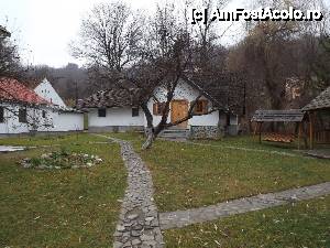 [P07] Pensiunea Vraja Munților - aici e bucătăria și sala de mese (sau de festivități, dacă e cazul).  » foto by Dragoș_MD
 - 
<span class="allrVoted glyphicon glyphicon-heart hidden" id="av575636"></span>
<a class="m-l-10 hidden" id="sv575636" onclick="voting_Foto_DelVot(,575636,17743)" role="button">șterge vot <span class="glyphicon glyphicon-remove"></span></a>
<a id="v9575636" class=" c-red"  onclick="voting_Foto_SetVot(575636)" role="button"><span class="glyphicon glyphicon-heart-empty"></span> <b>LIKE</b> = Votează poza</a> <img class="hidden"  id="f575636W9" src="/imagini/loader.gif" border="0" /><span class="AjErrMes hidden" id="e575636ErM"></span>