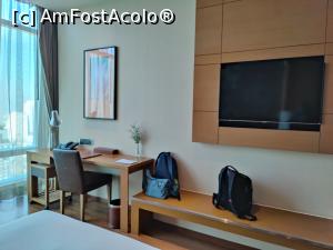[P06] Eastin Sathorn Hotel - camera noastră » foto by crismis
 - 
<span class="allrVoted glyphicon glyphicon-heart hidden" id="av1358589"></span>
<a class="m-l-10 hidden" id="sv1358589" onclick="voting_Foto_DelVot(,1358589,17808)" role="button">șterge vot <span class="glyphicon glyphicon-remove"></span></a>
<a id="v91358589" class=" c-red"  onclick="voting_Foto_SetVot(1358589)" role="button"><span class="glyphicon glyphicon-heart-empty"></span> <b>LIKE</b> = Votează poza</a> <img class="hidden"  id="f1358589W9" src="/imagini/loader.gif" border="0" /><span class="AjErrMes hidden" id="e1358589ErM"></span>