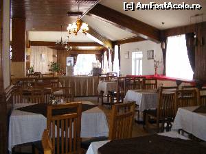 [P13] Restaurantul Hotelului Belvedere » foto by Admin
 - 
<span class="allrVoted glyphicon glyphicon-heart hidden" id="av581373"></span>
<a class="m-l-10 hidden" id="sv581373" onclick="voting_Foto_DelVot(,581373,17815)" role="button">șterge vot <span class="glyphicon glyphicon-remove"></span></a>
<a id="v9581373" class=" c-red"  onclick="voting_Foto_SetVot(581373)" role="button"><span class="glyphicon glyphicon-heart-empty"></span> <b>LIKE</b> = Votează poza</a> <img class="hidden"  id="f581373W9" src="/imagini/loader.gif" border="0" /><span class="AjErrMes hidden" id="e581373ErM"></span>
