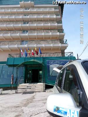 [P01] Intrarea în hotelul Belvedere » foto by Alina53
 - 
<span class="allrVoted glyphicon glyphicon-heart hidden" id="av605247"></span>
<a class="m-l-10 hidden" id="sv605247" onclick="voting_Foto_DelVot(,605247,17815)" role="button">șterge vot <span class="glyphicon glyphicon-remove"></span></a>
<a id="v9605247" class=" c-red"  onclick="voting_Foto_SetVot(605247)" role="button"><span class="glyphicon glyphicon-heart-empty"></span> <b>LIKE</b> = Votează poza</a> <img class="hidden"  id="f605247W9" src="/imagini/loader.gif" border="0" /><span class="AjErrMes hidden" id="e605247ErM"></span>