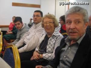 [P04] Vine reprezentanta Europa Travel » foto by Michi
 - 
<span class="allrVoted glyphicon glyphicon-heart hidden" id="av605737"></span>
<a class="m-l-10 hidden" id="sv605737" onclick="voting_Foto_DelVot(,605737,17815)" role="button">șterge vot <span class="glyphicon glyphicon-remove"></span></a>
<a id="v9605737" class=" c-red"  onclick="voting_Foto_SetVot(605737)" role="button"><span class="glyphicon glyphicon-heart-empty"></span> <b>LIKE</b> = Votează poza</a> <img class="hidden"  id="f605737W9" src="/imagini/loader.gif" border="0" /><span class="AjErrMes hidden" id="e605737ErM"></span>