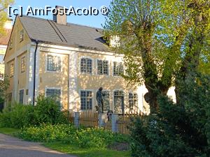 [P76] Uppsala, Grădina și Muzeul Linnaeus, Reședința lui Carl Linnaeus » foto by mprofeanu
 - 
<span class="allrVoted glyphicon glyphicon-heart hidden" id="av1513452"></span>
<a class="m-l-10 hidden" id="sv1513452" onclick="voting_Foto_DelVot(,1513452,17905)" role="button">șterge vot <span class="glyphicon glyphicon-remove"></span></a>
<a id="v91513452" class=" c-red"  onclick="voting_Foto_SetVot(1513452)" role="button"><span class="glyphicon glyphicon-heart-empty"></span> <b>LIKE</b> = Votează poza</a> <img class="hidden"  id="f1513452W9" src="/imagini/loader.gif" border="0" /><span class="AjErrMes hidden" id="e1513452ErM"></span>