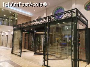 [P74] Ieșirea din recepție spre parcare » foto by Green🦋
 - 
<span class="allrVoted glyphicon glyphicon-heart hidden" id="av1385540"></span>
<a class="m-l-10 hidden" id="sv1385540" onclick="voting_Foto_DelVot(,1385540,17951)" role="button">șterge vot <span class="glyphicon glyphicon-remove"></span></a>
<a id="v91385540" class=" c-red"  onclick="voting_Foto_SetVot(1385540)" role="button"><span class="glyphicon glyphicon-heart-empty"></span> <b>LIKE</b> = Votează poza</a> <img class="hidden"  id="f1385540W9" src="/imagini/loader.gif" border="0" /><span class="AjErrMes hidden" id="e1385540ErM"></span>