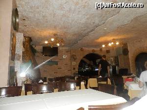 [P04] interiorul » foto by A.E.N
 - 
<span class="allrVoted glyphicon glyphicon-heart hidden" id="av545807"></span>
<a class="m-l-10 hidden" id="sv545807" onclick="voting_Foto_DelVot(,545807,18127)" role="button">șterge vot <span class="glyphicon glyphicon-remove"></span></a>
<a id="v9545807" class=" c-red"  onclick="voting_Foto_SetVot(545807)" role="button"><span class="glyphicon glyphicon-heart-empty"></span> <b>LIKE</b> = Votează poza</a> <img class="hidden"  id="f545807W9" src="/imagini/loader.gif" border="0" /><span class="AjErrMes hidden" id="e545807ErM"></span>