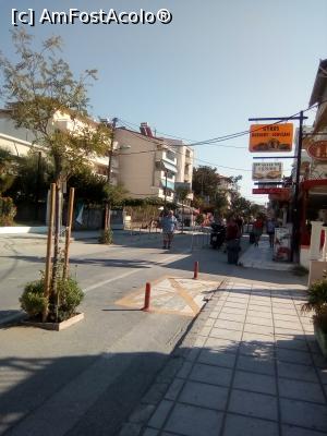 [P01] Terasa vazuta catre centrul statiunii (reclama portocalie)  » foto by dorinakiss
 - 
<span class="allrVoted glyphicon glyphicon-heart hidden" id="av1105017"></span>
<a class="m-l-10 hidden" id="sv1105017" onclick="voting_Foto_DelVot(,1105017,18127)" role="button">șterge vot <span class="glyphicon glyphicon-remove"></span></a>
<a id="v91105017" class=" c-red"  onclick="voting_Foto_SetVot(1105017)" role="button"><span class="glyphicon glyphicon-heart-empty"></span> <b>LIKE</b> = Votează poza</a> <img class="hidden"  id="f1105017W9" src="/imagini/loader.gif" border="0" /><span class="AjErrMes hidden" id="e1105017ErM"></span>