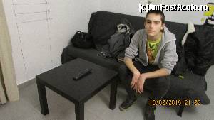 [P08] Victoria Apartamentos; canapeaua din living » foto by crismis
 - 
<span class="allrVoted glyphicon glyphicon-heart hidden" id="av598802"></span>
<a class="m-l-10 hidden" id="sv598802" onclick="voting_Foto_DelVot(,598802,18133)" role="button">șterge vot <span class="glyphicon glyphicon-remove"></span></a>
<a id="v9598802" class=" c-red"  onclick="voting_Foto_SetVot(598802)" role="button"><span class="glyphicon glyphicon-heart-empty"></span> <b>LIKE</b> = Votează poza</a> <img class="hidden"  id="f598802W9" src="/imagini/loader.gif" border="0" /><span class="AjErrMes hidden" id="e598802ErM"></span>