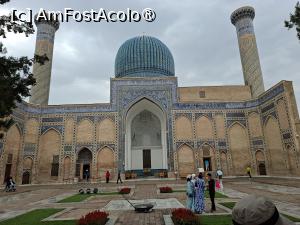 [P61] Uzbekistan, Samarkand, Mausoleul lui Amir Temur » foto by mprofeanu
 - 
<span class="allrVoted glyphicon glyphicon-heart hidden" id="av1549315"></span>
<a class="m-l-10 hidden" id="sv1549315" onclick="voting_Foto_DelVot(,1549315,18174)" role="button">șterge vot <span class="glyphicon glyphicon-remove"></span></a>
<a id="v91549315" class=" c-red"  onclick="voting_Foto_SetVot(1549315)" role="button"><span class="glyphicon glyphicon-heart-empty"></span> <b>LIKE</b> = Votează poza</a> <img class="hidden"  id="f1549315W9" src="/imagini/loader.gif" border="0" /><span class="AjErrMes hidden" id="e1549315ErM"></span>