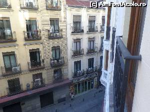 [P12] vedere asupra strazii de pe balconasul camerei » foto by amero
 - 
<span class="allrVoted glyphicon glyphicon-heart hidden" id="av603642"></span>
<a class="m-l-10 hidden" id="sv603642" onclick="voting_Foto_DelVot(,603642,18185)" role="button">șterge vot <span class="glyphicon glyphicon-remove"></span></a>
<a id="v9603642" class=" c-red"  onclick="voting_Foto_SetVot(603642)" role="button"><span class="glyphicon glyphicon-heart-empty"></span> <b>LIKE</b> = Votează poza</a> <img class="hidden"  id="f603642W9" src="/imagini/loader.gif" border="0" /><span class="AjErrMes hidden" id="e603642ErM"></span>
