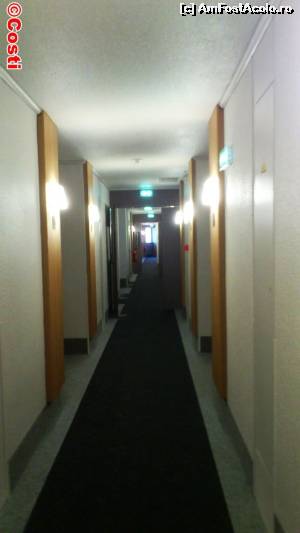 [P06] Holul de la etajul I al Hotelului B&B Aubagne-Gémenos » foto by Costi
 - 
<span class="allrVoted glyphicon glyphicon-heart hidden" id="av604012"></span>
<a class="m-l-10 hidden" id="sv604012" onclick="voting_Foto_DelVot(,604012,18190)" role="button">șterge vot <span class="glyphicon glyphicon-remove"></span></a>
<a id="v9604012" class=" c-red"  onclick="voting_Foto_SetVot(604012)" role="button"><span class="glyphicon glyphicon-heart-empty"></span> <b>LIKE</b> = Votează poza</a> <img class="hidden"  id="f604012W9" src="/imagini/loader.gif" border="0" /><span class="AjErrMes hidden" id="e604012ErM"></span>