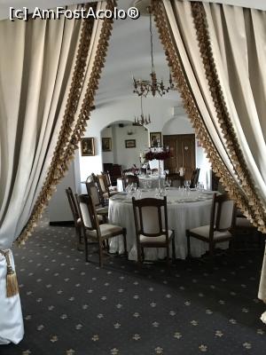 [P84] Restaurantul boieresc » foto by krisstinna
 - 
<span class="allrVoted glyphicon glyphicon-heart hidden" id="av1187335"></span>
<a class="m-l-10 hidden" id="sv1187335" onclick="voting_Foto_DelVot(,1187335,18230)" role="button">șterge vot <span class="glyphicon glyphicon-remove"></span></a>
<a id="v91187335" class=" c-red"  onclick="voting_Foto_SetVot(1187335)" role="button"><span class="glyphicon glyphicon-heart-empty"></span> <b>LIKE</b> = Votează poza</a> <img class="hidden"  id="f1187335W9" src="/imagini/loader.gif" border="0" /><span class="AjErrMes hidden" id="e1187335ErM"></span>