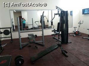 [P24] Sala de sport » foto by vulpe mihaela
 - 
<span class="allrVoted glyphicon glyphicon-heart hidden" id="av1068905"></span>
<a class="m-l-10 hidden" id="sv1068905" onclick="voting_Foto_DelVot(,1068905,18359)" role="button">șterge vot <span class="glyphicon glyphicon-remove"></span></a>
<a id="v91068905" class=" c-red"  onclick="voting_Foto_SetVot(1068905)" role="button"><span class="glyphicon glyphicon-heart-empty"></span> <b>LIKE</b> = Votează poza</a> <img class="hidden"  id="f1068905W9" src="/imagini/loader.gif" border="0" /><span class="AjErrMes hidden" id="e1068905ErM"></span>