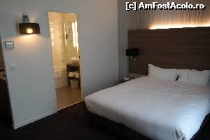 [P05] Şi camera cu vedere la baie.  » foto by vini
 - 
<span class="allrVoted glyphicon glyphicon-heart hidden" id="av614246"></span>
<a class="m-l-10 hidden" id="sv614246" onclick="voting_Foto_DelVot(,614246,18362)" role="button">șterge vot <span class="glyphicon glyphicon-remove"></span></a>
<a id="v9614246" class=" c-red"  onclick="voting_Foto_SetVot(614246)" role="button"><span class="glyphicon glyphicon-heart-empty"></span> <b>LIKE</b> = Votează poza</a> <img class="hidden"  id="f614246W9" src="/imagini/loader.gif" border="0" /><span class="AjErrMes hidden" id="e614246ErM"></span>