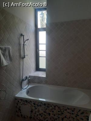 [P19] Baie camera parter cada » foto by Teodor17
 - 
<span class="allrVoted glyphicon glyphicon-heart hidden" id="av1503728"></span>
<a class="m-l-10 hidden" id="sv1503728" onclick="voting_Foto_DelVot(,1503728,18365)" role="button">șterge vot <span class="glyphicon glyphicon-remove"></span></a>
<a id="v91503728" class=" c-red"  onclick="voting_Foto_SetVot(1503728)" role="button"><span class="glyphicon glyphicon-heart-empty"></span> <b>LIKE</b> = Votează poza</a> <img class="hidden"  id="f1503728W9" src="/imagini/loader.gif" border="0" /><span class="AjErrMes hidden" id="e1503728ErM"></span>