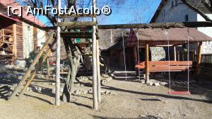 [P22] in curtea pensiunii Raiul de pe Rau » foto by silvia tudoran
 - 
<span class="allrVoted glyphicon glyphicon-heart hidden" id="av830413"></span>
<a class="m-l-10 hidden" id="sv830413" onclick="voting_Foto_DelVot(,830413,18469)" role="button">șterge vot <span class="glyphicon glyphicon-remove"></span></a>
<a id="v9830413" class=" c-red"  onclick="voting_Foto_SetVot(830413)" role="button"><span class="glyphicon glyphicon-heart-empty"></span> <b>LIKE</b> = Votează poza</a> <img class="hidden"  id="f830413W9" src="/imagini/loader.gif" border="0" /><span class="AjErrMes hidden" id="e830413ErM"></span>