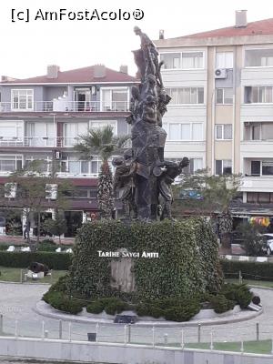[P09] <strong>Tarihe Saygı Anıtı-monument vedere de ansamblu</strong> » foto by ile57b
 - 
<span class="allrVoted glyphicon glyphicon-heart hidden" id="av1295010"></span>
<a class="m-l-10 hidden" id="sv1295010" onclick="voting_Foto_DelVot(,1295010,18492)" role="button">șterge vot <span class="glyphicon glyphicon-remove"></span></a>
<a id="v91295010" class=" c-red"  onclick="voting_Foto_SetVot(1295010)" role="button"><span class="glyphicon glyphicon-heart-empty"></span> <b>LIKE</b> = Votează poza</a> <img class="hidden"  id="f1295010W9" src="/imagini/loader.gif" border="0" /><span class="AjErrMes hidden" id="e1295010ErM"></span>
