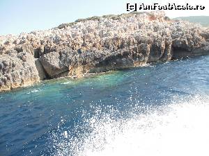 [P57] Blue Caves Zakynthos » foto by luciaoradea
 - 
<span class="allrVoted glyphicon glyphicon-heart hidden" id="av665662"></span>
<a class="m-l-10 hidden" id="sv665662" onclick="voting_Foto_DelVot(,665662,18547)" role="button">șterge vot <span class="glyphicon glyphicon-remove"></span></a>
<a id="v9665662" class=" c-red"  onclick="voting_Foto_SetVot(665662)" role="button"><span class="glyphicon glyphicon-heart-empty"></span> <b>LIKE</b> = Votează poza</a> <img class="hidden"  id="f665662W9" src="/imagini/loader.gif" border="0" /><span class="AjErrMes hidden" id="e665662ErM"></span>