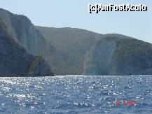 [P05] In sfarsit, Navagio(naufragiu, pentru cei ce nu stiu) » foto by moni_aia_mica
 - 
<span class="allrVoted glyphicon glyphicon-heart hidden" id="av259214"></span>
<a class="m-l-10 hidden" id="sv259214" onclick="voting_Foto_DelVot(,259214,18547)" role="button">șterge vot <span class="glyphicon glyphicon-remove"></span></a>
<a id="v9259214" class=" c-red"  onclick="voting_Foto_SetVot(259214)" role="button"><span class="glyphicon glyphicon-heart-empty"></span> <b>LIKE</b> = Votează poza</a> <img class="hidden"  id="f259214W9" src="/imagini/loader.gif" border="0" /><span class="AjErrMes hidden" id="e259214ErM"></span>