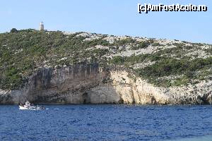 [P05] Farul de la Capul Skinari (Nordul insulei), vedere de pe mare » foto by nosferatoo
 - 
<span class="allrVoted glyphicon glyphicon-heart hidden" id="av563890"></span>
<a class="m-l-10 hidden" id="sv563890" onclick="voting_Foto_DelVot(,563890,18547)" role="button">șterge vot <span class="glyphicon glyphicon-remove"></span></a>
<a id="v9563890" class=" c-red"  onclick="voting_Foto_SetVot(563890)" role="button"><span class="glyphicon glyphicon-heart-empty"></span> <b>LIKE</b> = Votează poza</a> <img class="hidden"  id="f563890W9" src="/imagini/loader.gif" border="0" /><span class="AjErrMes hidden" id="e563890ErM"></span>