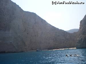 [P24] Deja e furnicar la Navagio » foto by irinad
 - 
<span class="allrVoted glyphicon glyphicon-heart hidden" id="av602136"></span>
<a class="m-l-10 hidden" id="sv602136" onclick="voting_Foto_DelVot(,602136,18547)" role="button">șterge vot <span class="glyphicon glyphicon-remove"></span></a>
<a id="v9602136" class=" c-red"  onclick="voting_Foto_SetVot(602136)" role="button"><span class="glyphicon glyphicon-heart-empty"></span> <b>LIKE</b> = Votează poza</a> <img class="hidden"  id="f602136W9" src="/imagini/loader.gif" border="0" /><span class="AjErrMes hidden" id="e602136ErM"></span>