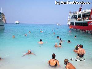 [P30] Desi e 'colcaiala' in apa si pe plaja, inca mai vin vase cu turisti » foto by irinad
 - 
<span class="allrVoted glyphicon glyphicon-heart hidden" id="av602142"></span>
<a class="m-l-10 hidden" id="sv602142" onclick="voting_Foto_DelVot(,602142,18547)" role="button">șterge vot <span class="glyphicon glyphicon-remove"></span></a>
<a id="v9602142" class=" c-red"  onclick="voting_Foto_SetVot(602142)" role="button"><span class="glyphicon glyphicon-heart-empty"></span> <b>LIKE</b> = Votează poza</a> <img class="hidden"  id="f602142W9" src="/imagini/loader.gif" border="0" /><span class="AjErrMes hidden" id="e602142ErM"></span>