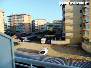 [P08] Privire din balcon.  » foto by melena
 - 
<span class="allrVoted glyphicon glyphicon-heart hidden" id="av641881"></span>
<a class="m-l-10 hidden" id="sv641881" onclick="voting_Foto_DelVot(,641881,18562)" role="button">șterge vot <span class="glyphicon glyphicon-remove"></span></a>
<a id="v9641881" class=" c-red"  onclick="voting_Foto_SetVot(641881)" role="button"><span class="glyphicon glyphicon-heart-empty"></span> <b>LIKE</b> = Votează poza</a> <img class="hidden"  id="f641881W9" src="/imagini/loader.gif" border="0" /><span class="AjErrMes hidden" id="e641881ErM"></span>