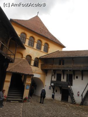 [P06] Prejmer - Cetatea și Biserica evanghelică săsească. În prima curte interioară. » foto by iulianic
 - 
<span class="allrVoted glyphicon glyphicon-heart hidden" id="av1430804"></span>
<a class="m-l-10 hidden" id="sv1430804" onclick="voting_Foto_DelVot(,1430804,18588)" role="button">șterge vot <span class="glyphicon glyphicon-remove"></span></a>
<a id="v91430804" class=" c-red"  onclick="voting_Foto_SetVot(1430804)" role="button"><span class="glyphicon glyphicon-heart-empty"></span> <b>LIKE</b> = Votează poza</a> <img class="hidden"  id="f1430804W9" src="/imagini/loader.gif" border="0" /><span class="AjErrMes hidden" id="e1430804ErM"></span>