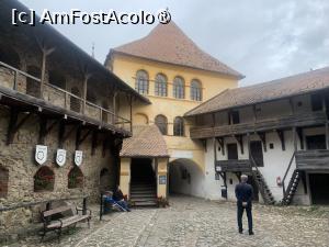 [P10] Cetatea țărăneascî Prejmer,în prima curte interioară » foto by AZE
 - 
<span class="allrVoted glyphicon glyphicon-heart hidden" id="av1394228"></span>
<a class="m-l-10 hidden" id="sv1394228" onclick="voting_Foto_DelVot(,1394228,18588)" role="button">șterge vot <span class="glyphicon glyphicon-remove"></span></a>
<a id="v91394228" class=" c-red"  onclick="voting_Foto_SetVot(1394228)" role="button"><span class="glyphicon glyphicon-heart-empty"></span> <b>LIKE</b> = Votează poza</a> <img class="hidden"  id="f1394228W9" src="/imagini/loader.gif" border="0" /><span class="AjErrMes hidden" id="e1394228ErM"></span>