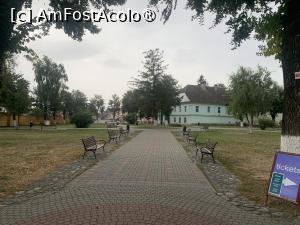 [P05] Cetatea țărăneascî Prejmer,aleea și parcul din fața cetății » foto by AZE
 - 
<span class="allrVoted glyphicon glyphicon-heart hidden" id="av1394223"></span>
<a class="m-l-10 hidden" id="sv1394223" onclick="voting_Foto_DelVot(,1394223,18588)" role="button">șterge vot <span class="glyphicon glyphicon-remove"></span></a>
<a id="v91394223" class=" c-red"  onclick="voting_Foto_SetVot(1394223)" role="button"><span class="glyphicon glyphicon-heart-empty"></span> <b>LIKE</b> = Votează poza</a> <img class="hidden"  id="f1394223W9" src="/imagini/loader.gif" border="0" /><span class="AjErrMes hidden" id="e1394223ErM"></span>