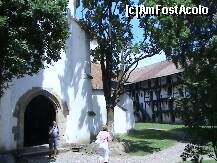 [P21] Biserica in mijlocul cetatii. Are mai multe intrari. » foto by balasa violeta
 - 
<span class="allrVoted glyphicon glyphicon-heart hidden" id="av234706"></span>
<a class="m-l-10 hidden" id="sv234706" onclick="voting_Foto_DelVot(,234706,18588)" role="button">șterge vot <span class="glyphicon glyphicon-remove"></span></a>
<a id="v9234706" class=" c-red"  onclick="voting_Foto_SetVot(234706)" role="button"><span class="glyphicon glyphicon-heart-empty"></span> <b>LIKE</b> = Votează poza</a> <img class="hidden"  id="f234706W9" src="/imagini/loader.gif" border="0" /><span class="AjErrMes hidden" id="e234706ErM"></span>