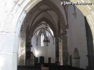 [P12] Interior biserica » foto by Michi
 - 
<span class="allrVoted glyphicon glyphicon-heart hidden" id="av554763"></span>
<a class="m-l-10 hidden" id="sv554763" onclick="voting_Foto_DelVot(,554763,18588)" role="button">șterge vot <span class="glyphicon glyphicon-remove"></span></a>
<a id="v9554763" class=" c-red"  onclick="voting_Foto_SetVot(554763)" role="button"><span class="glyphicon glyphicon-heart-empty"></span> <b>LIKE</b> = Votează poza</a> <img class="hidden"  id="f554763W9" src="/imagini/loader.gif" border="0" /><span class="AjErrMes hidden" id="e554763ErM"></span>