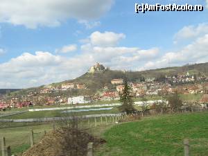 [P01] O cetate din poveşti văzută din şosea.  » foto by Michi
 - 
<span class="allrVoted glyphicon glyphicon-heart hidden" id="av586521"></span>
<a class="m-l-10 hidden" id="sv586521" onclick="voting_Foto_DelVot(,586521,18593)" role="button">șterge vot <span class="glyphicon glyphicon-remove"></span></a>
<a id="v9586521" class=" c-red"  onclick="voting_Foto_SetVot(586521)" role="button"><span class="glyphicon glyphicon-heart-empty"></span> <b>LIKE</b> = Votează poza</a> <img class="hidden"  id="f586521W9" src="/imagini/loader.gif" border="0" /><span class="AjErrMes hidden" id="e586521ErM"></span>