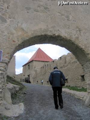 [P16] Spre Cetatea de Mijloc » foto by Michi
 - 
<span class="allrVoted glyphicon glyphicon-heart hidden" id="av586561"></span>
<a class="m-l-10 hidden" id="sv586561" onclick="voting_Foto_DelVot(,586561,18593)" role="button">șterge vot <span class="glyphicon glyphicon-remove"></span></a>
<a id="v9586561" class=" c-red"  onclick="voting_Foto_SetVot(586561)" role="button"><span class="glyphicon glyphicon-heart-empty"></span> <b>LIKE</b> = Votează poza</a> <img class="hidden"  id="f586561W9" src="/imagini/loader.gif" border="0" /><span class="AjErrMes hidden" id="e586561ErM"></span>