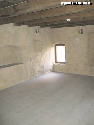 [P19] Interior în casa capelanului » foto by Michi
 - 
<span class="allrVoted glyphicon glyphicon-heart hidden" id="av586564"></span>
<a class="m-l-10 hidden" id="sv586564" onclick="voting_Foto_DelVot(,586564,18593)" role="button">șterge vot <span class="glyphicon glyphicon-remove"></span></a>
<a id="v9586564" class=" c-red"  onclick="voting_Foto_SetVot(586564)" role="button"><span class="glyphicon glyphicon-heart-empty"></span> <b>LIKE</b> = Votează poza</a> <img class="hidden"  id="f586564W9" src="/imagini/loader.gif" border="0" /><span class="AjErrMes hidden" id="e586564ErM"></span>