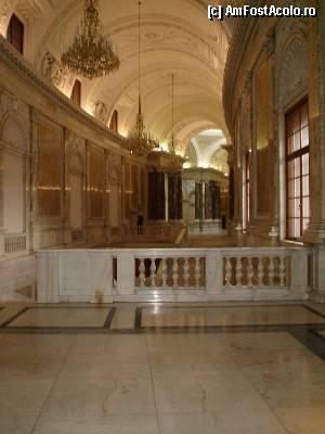 [P04] Zona palatului unde este amenajat muzeul Ephes » foto by lorelei34
 - 
<span class="allrVoted glyphicon glyphicon-heart hidden" id="av383969"></span>
<a class="m-l-10 hidden" id="sv383969" onclick="voting_Foto_DelVot(,383969,18854)" role="button">șterge vot <span class="glyphicon glyphicon-remove"></span></a>
<a id="v9383969" class=" c-red"  onclick="voting_Foto_SetVot(383969)" role="button"><span class="glyphicon glyphicon-heart-empty"></span> <b>LIKE</b> = Votează poza</a> <img class="hidden"  id="f383969W9" src="/imagini/loader.gif" border="0" /><span class="AjErrMes hidden" id="e383969ErM"></span>