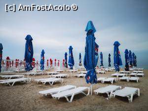 [P12] Plaja din dreptul restaurantului » foto by crismis
 - 
<span class="allrVoted glyphicon glyphicon-heart hidden" id="av1322477"></span>
<a class="m-l-10 hidden" id="sv1322477" onclick="voting_Foto_DelVot(,1322477,18876)" role="button">șterge vot <span class="glyphicon glyphicon-remove"></span></a>
<a id="v91322477" class=" c-red"  onclick="voting_Foto_SetVot(1322477)" role="button"><span class="glyphicon glyphicon-heart-empty"></span> <b>LIKE</b> = Votează poza</a> <img class="hidden"  id="f1322477W9" src="/imagini/loader.gif" border="0" /><span class="AjErrMes hidden" id="e1322477ErM"></span>