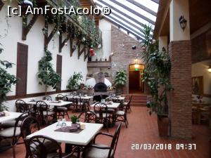 [P25] Restaurantul intim al pensiunii » foto by Alina53
 - 
<span class="allrVoted glyphicon glyphicon-heart hidden" id="av1101376"></span>
<a class="m-l-10 hidden" id="sv1101376" onclick="voting_Foto_DelVot(,1101376,18897)" role="button">șterge vot <span class="glyphicon glyphicon-remove"></span></a>
<a id="v91101376" class=" c-red"  onclick="voting_Foto_SetVot(1101376)" role="button"><span class="glyphicon glyphicon-heart-empty"></span> <b>LIKE</b> = Votează poza</a> <img class="hidden"  id="f1101376W9" src="/imagini/loader.gif" border="0" /><span class="AjErrMes hidden" id="e1101376ErM"></span>