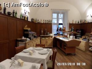 [P33] Alt salon unde se servește micul dejun » foto by Alina53
 - 
<span class="allrVoted glyphicon glyphicon-heart hidden" id="av1101384"></span>
<a class="m-l-10 hidden" id="sv1101384" onclick="voting_Foto_DelVot(,1101384,18897)" role="button">șterge vot <span class="glyphicon glyphicon-remove"></span></a>
<a id="v91101384" class=" c-red"  onclick="voting_Foto_SetVot(1101384)" role="button"><span class="glyphicon glyphicon-heart-empty"></span> <b>LIKE</b> = Votează poza</a> <img class="hidden"  id="f1101384W9" src="/imagini/loader.gif" border="0" /><span class="AjErrMes hidden" id="e1101384ErM"></span>