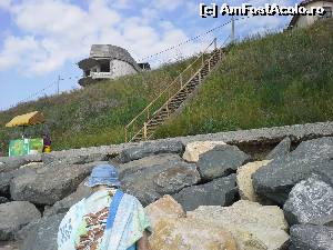 [P06] De la plajă ca să ajungi la vilă trebuie să treci peste bolovani şi să urci scara de lemn.  » foto by geta10
 - 
<span class="allrVoted glyphicon glyphicon-heart hidden" id="av645245"></span>
<a class="m-l-10 hidden" id="sv645245" onclick="voting_Foto_DelVot(,645245,18899)" role="button">șterge vot <span class="glyphicon glyphicon-remove"></span></a>
<a id="v9645245" class=" c-red"  onclick="voting_Foto_SetVot(645245)" role="button"><span class="glyphicon glyphicon-heart-empty"></span> <b>LIKE</b> = Votează poza</a> <img class="hidden"  id="f645245W9" src="/imagini/loader.gif" border="0" /><span class="AjErrMes hidden" id="e645245ErM"></span>