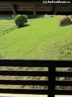 [P15] Vedere de pe balconul camerei » foto by Testosu'
 - 
<span class="allrVoted glyphicon glyphicon-heart hidden" id="av645362"></span>
<a class="m-l-10 hidden" id="sv645362" onclick="voting_Foto_DelVot(,645362,18901)" role="button">șterge vot <span class="glyphicon glyphicon-remove"></span></a>
<a id="v9645362" class=" c-red"  onclick="voting_Foto_SetVot(645362)" role="button"><span class="glyphicon glyphicon-heart-empty"></span> <b>LIKE</b> = Votează poza</a> <img class="hidden"  id="f645362W9" src="/imagini/loader.gif" border="0" /><span class="AjErrMes hidden" id="e645362ErM"></span>