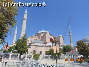 [P45] piata Sultanahmet » foto by Yolanda
 - 
<span class="allrVoted glyphicon glyphicon-heart hidden" id="av1501925"></span>
<a class="m-l-10 hidden" id="sv1501925" onclick="voting_Foto_DelVot(,1501925,18902)" role="button">șterge vot <span class="glyphicon glyphicon-remove"></span></a>
<a id="v91501925" class=" c-red"  onclick="voting_Foto_SetVot(1501925)" role="button"><span class="glyphicon glyphicon-heart-empty"></span> <b>LIKE</b> = Votează poza</a> <img class="hidden"  id="f1501925W9" src="/imagini/loader.gif" border="0" /><span class="AjErrMes hidden" id="e1501925ErM"></span>