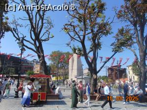 [P48] piata Sultanahmet » foto by Yolanda
 - 
<span class="allrVoted glyphicon glyphicon-heart hidden" id="av1501928"></span>
<a class="m-l-10 hidden" id="sv1501928" onclick="voting_Foto_DelVot(,1501928,18902)" role="button">șterge vot <span class="glyphicon glyphicon-remove"></span></a>
<a id="v91501928" class=" c-red"  onclick="voting_Foto_SetVot(1501928)" role="button"><span class="glyphicon glyphicon-heart-empty"></span> <b>LIKE</b> = Votează poza</a> <img class="hidden"  id="f1501928W9" src="/imagini/loader.gif" border="0" /><span class="AjErrMes hidden" id="e1501928ErM"></span>