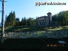[P04] Castelul Cantacuzino - Vedere dinspre sosea » foto by Paty
 - 
<span class="allrVoted glyphicon glyphicon-heart hidden" id="av376166"></span>
<a class="m-l-10 hidden" id="sv376166" onclick="voting_Foto_DelVot(,376166,18916)" role="button">șterge vot <span class="glyphicon glyphicon-remove"></span></a>
<a id="v9376166" class=" c-red"  onclick="voting_Foto_SetVot(376166)" role="button"><span class="glyphicon glyphicon-heart-empty"></span> <b>LIKE</b> = Votează poza</a> <img class="hidden"  id="f376166W9" src="/imagini/loader.gif" border="0" /><span class="AjErrMes hidden" id="e376166ErM"></span>